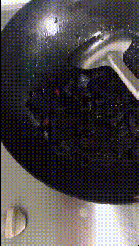 |搞笑GIF:老婆每隔半个月带我来这一次,我总感觉哪里不对劲