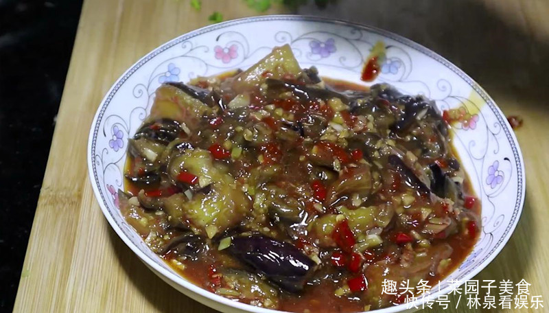  做法|茄子最简单好吃的做法，不用过油，水水嫩嫩鲜香下饭，全家都爱吃