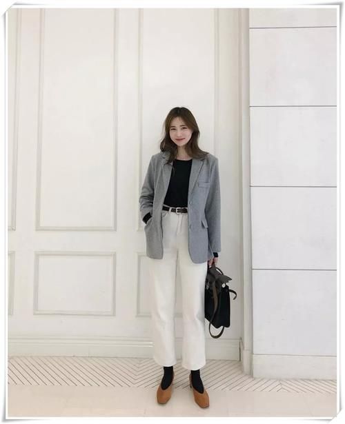 衣服买得多不如买的精，今年流行豆腐裤，好的衣服，怎么搭都时髦