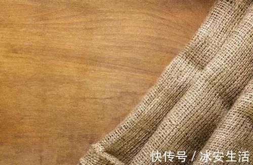 地板|地面别铺木地板，如此纯天然，摔了不疼，太火了！