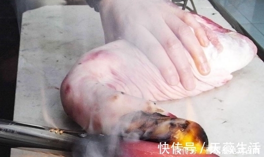 卤水|酱猪蹄，“这3步”是关键，出锅鲜香没腥味，软烂不油腻，有嚼劲