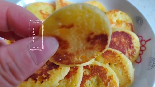 面糊|我家小宝每天吵着吃这个蛋糕，比蛋糕简单，比面包软，特别香