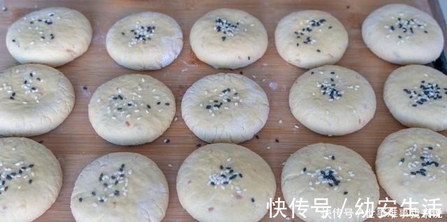 干面粉|苹果里加2个鸡蛋,不用烤箱不油炸,香甜爽口,出锅比吃肉还过瘾