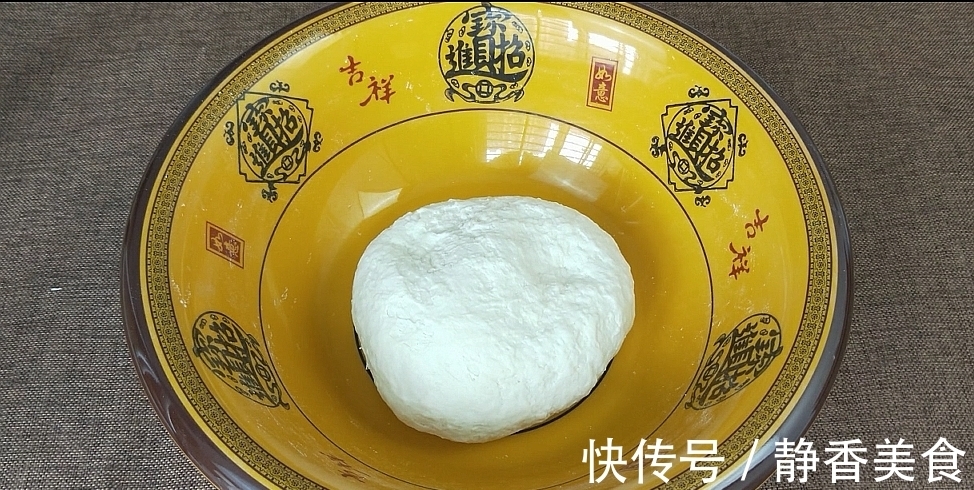 我家面条从来不买，教你秘制做法，筋道爽滑，1.5元面粉做一锅