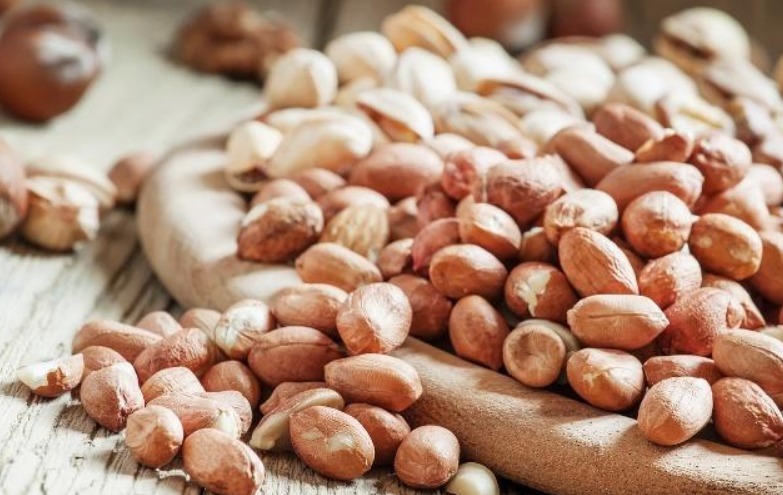 中老年人|生花生和熟花生，哪种营养价值更高很多人或许吃错了