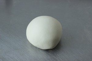 一碗面粉,一碗水,成本只需2块钱,做出的发糕香甜柔软有弹性!