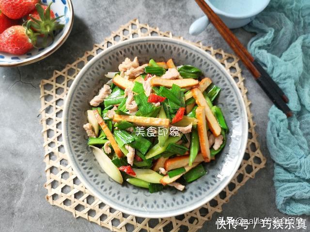 春天多給孩子吃這菜，殺寄生蟲防流感，肚子不疼，吃飯香！