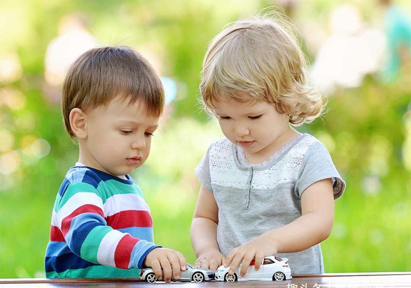 发烧|为什么我的小孩每个月发高烧和喉咙发炎,吃什么才能提高免疫力?