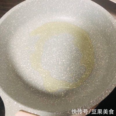下饭|蒜蓉黃油杏鮑菇好吃下饭的小秘诀，快快学起来