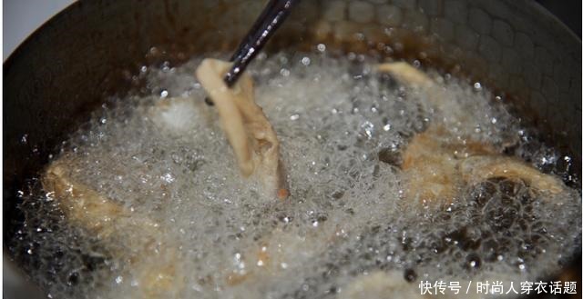 蘑菇|这道菜成本2元钱,吃起来比肉还香的“下饭王”,老公每天都想吃