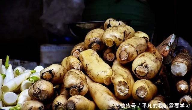 买莲藕时，应该挑7孔还是9孔的很多人都买错了，难怪莲藕不好吃