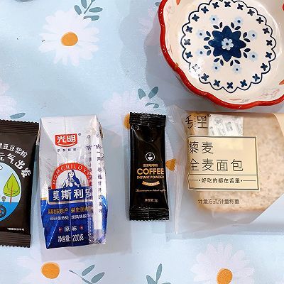 低脂酸奶吐司慕斯甜品