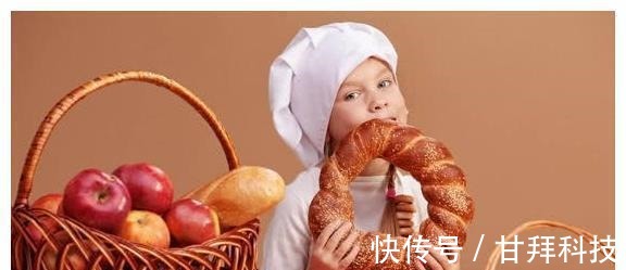 发育|宝宝虽不能乱吃零食,可这3样常吃却没事,反而对宝宝发育有利