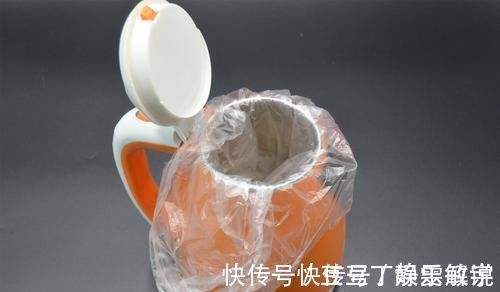 垃圾桶|你家有废旧的电热水壶吗?放在厨房特别实用,邻居见了都夸我聪明