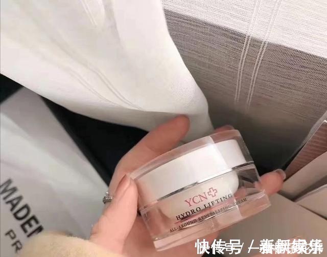 面霜 上了年纪的女人,再没钱也要囤这些护肤好物,总有一款适合你