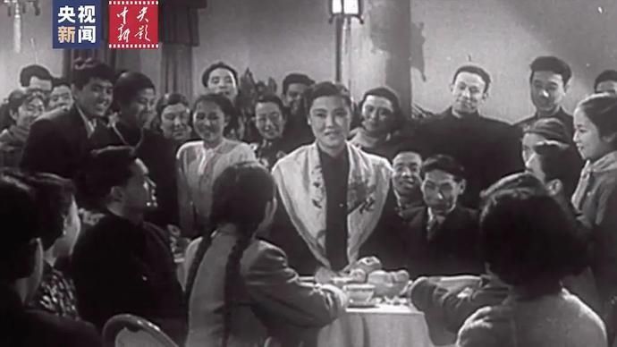 那些年我们一起度过的春节：珍藏！众星云集的1956年春晚