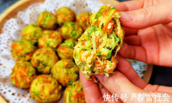 萝卜|炸萝卜丸子,最忌只加面粉 ,多加2样东西,外酥内软,凉了也不硬