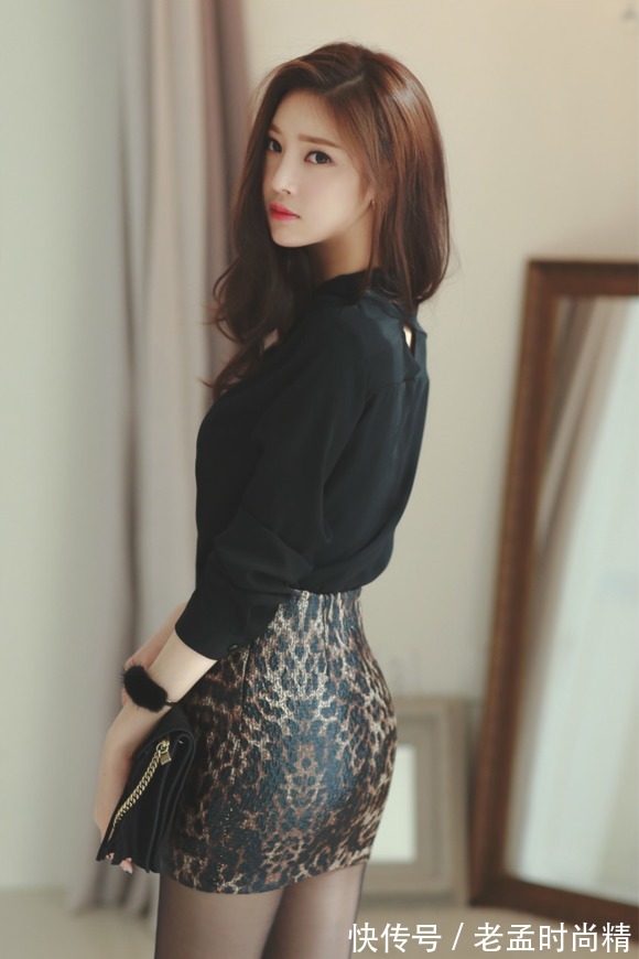 超短皮裙|正允,豹纹超短皮裙,有些悸动,只需在心底轻轻流淌