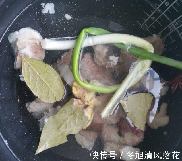 营养|清炖羊肉汤,营养滋补,鲜美不膻!