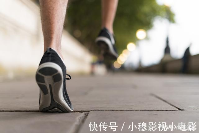 肝癌|身体两处“发痒”，别误以为是过敏了，或是肝癌的征兆，需警惕