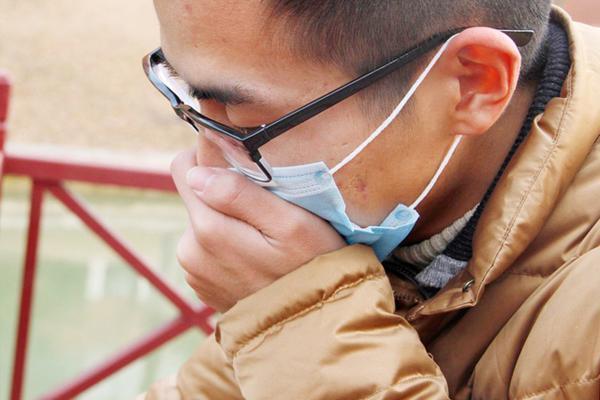 肺结节|肺部出现结节,身体会有什么表现多吃两物,结节可能慢慢消失