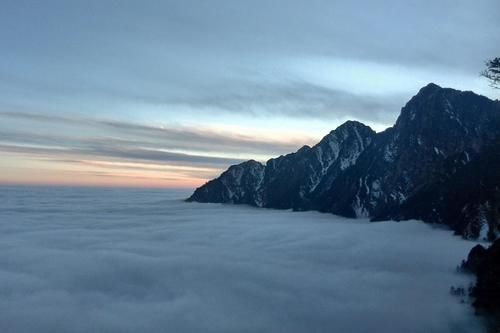 “网红”不好当，成都九峰山游客数量暴增，却还是未开发状态