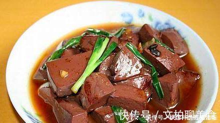 家人|吃完猪血后要当心,切忌碰一物,很多人却忽略了,值得分享给家人