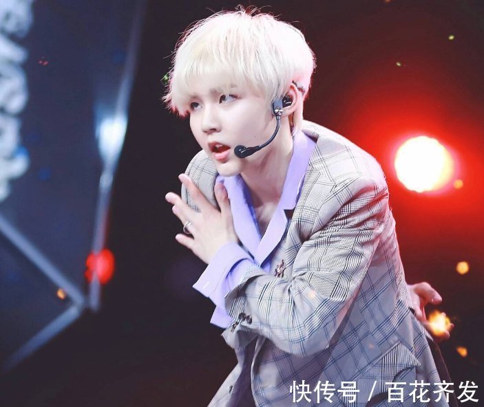 李權(quán)哲|李權(quán)哲再度回鍋參加選秀,NPC三人組帶不動(dòng)?不過導(dǎo)師陣容真強(qiáng)