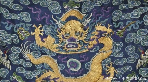 下葬|这位格格为什么能够穿着龙袍下葬呢?有着什么样的关系呢?