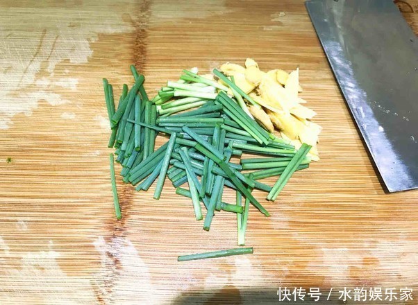  热油|煎鱼时，热油下锅还是凉油许多人弄错，难怪鱼肉又老又腥不好吃