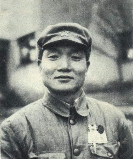 这位|这位开国中将的儿子,娶了主席的女儿,孙女也是大名人