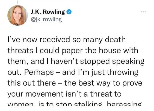 羅琳缺席《哈利波特》20周年慶，被開除作者籍的她，做錯(cuò)了什么？