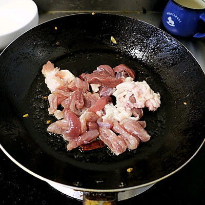 快手菜蒜薹炒里脊