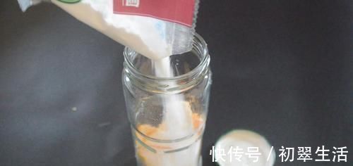 橘子皮|橘子皮放进白醋里泡一泡, 能为家里省下不少钱, 看完您会感谢我的