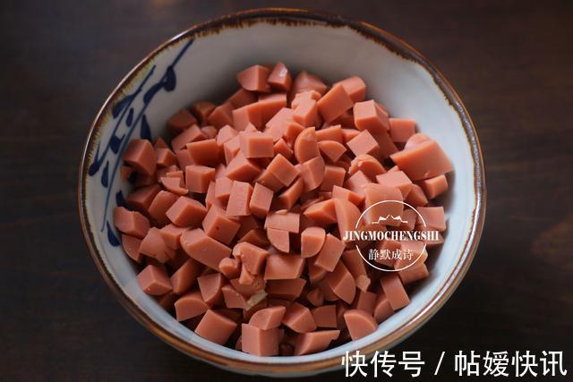 好的烙饼,要外酥里嫩,层次丰富,掌握这些要点,一次就能成功