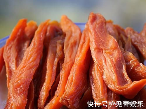 小蛮腰|湿气重的女人,平时尽量多吃4种食物,或助你排出湿气、瘦出小腰