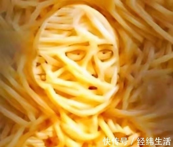 小樱|拉面能做二次元角色?小樱笑容治愈,《名侦探柯南》角色神还原