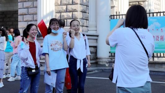 大学问|为什么高考总是先考语文？其中隐藏着大学问，看后方知用苦良心