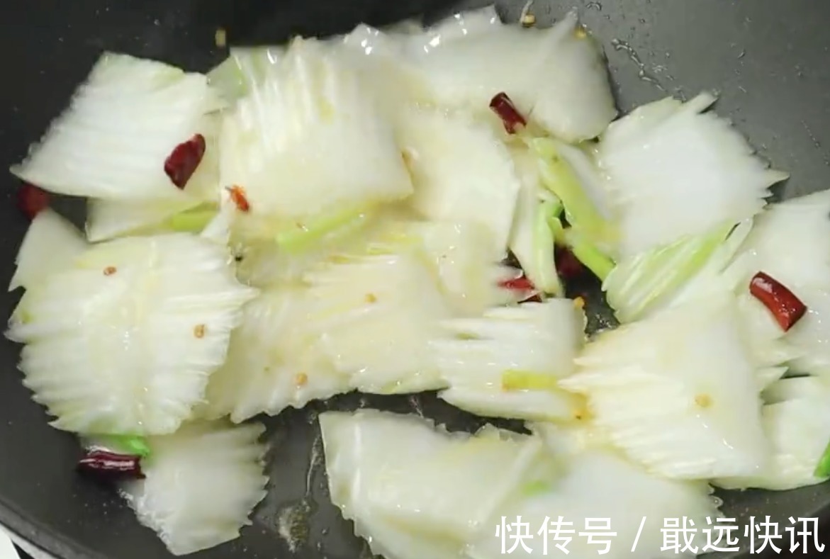 下饭|半颗白菜1把粉丝，简单一做，鲜香美味，白菜清脆，超级下饭