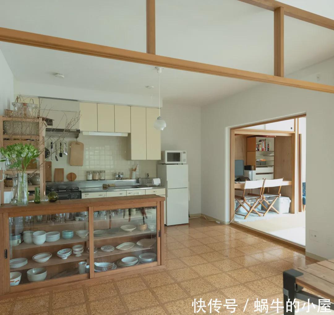 锅碗瓢盆|日本厨房整洁的秘密,原来在这加高的8公分台面上,真是大意了