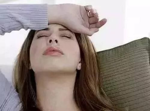 血液循环|一天中什么时候不宜洗头发 若是在这个时候洗头, 容易头疼, 脱发