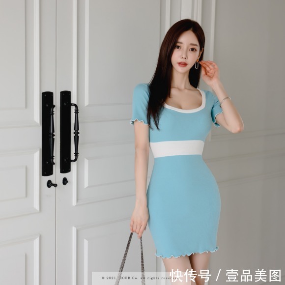 时尚|女神孙允珠高清时尚搭配:玄色碧蓝宝石粼波温婉包臀裙