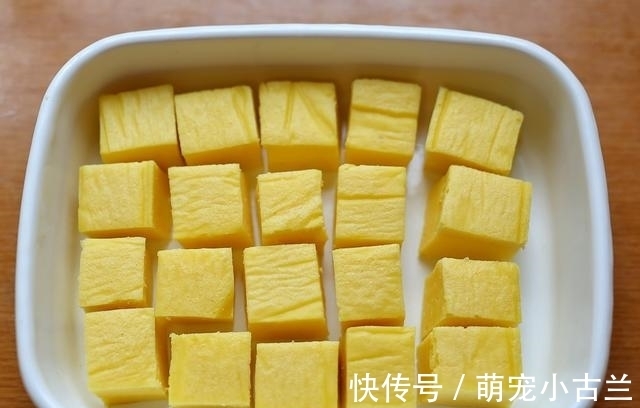 想吃蛋糕不必忍,这样烹饪超简单,给你5分钟轻松学会!