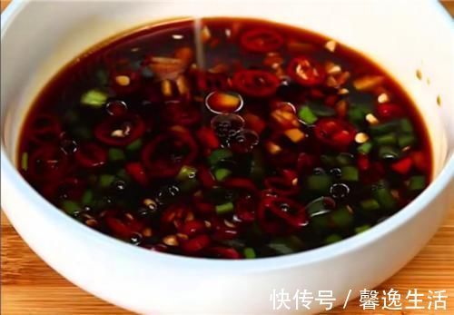 小米辣|“白灼虾”千万别直接下锅,大厨教你一招,虾肉不腥,Q弹爽口