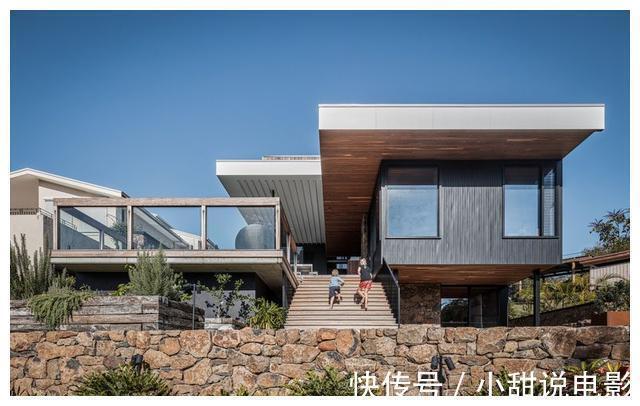 拜伦湾|参观私人别墅装修,远远的就被外观迷住了,进屋全实木风真是喜欢