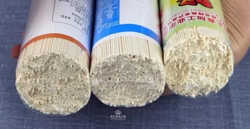 买面条时如何挑选？这4种面条不建议买，为了家人健康，别买错了