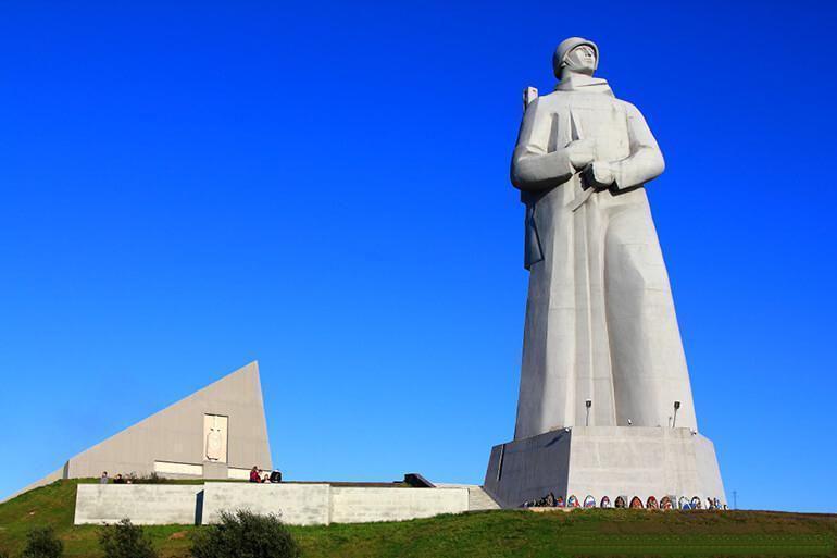  俄罗斯|俄罗斯最著名的10座巨型雕塑，每一座都沾满了血和泪