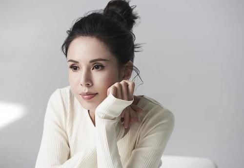 面霜 过了50岁,再懒也要学会这4种护肤方法,养成好皮肤并不难