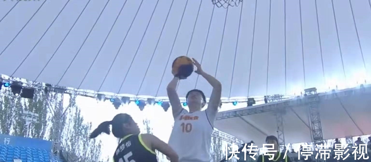 辽宁队|防守大战!她们把联合队限制到半场只得8分!