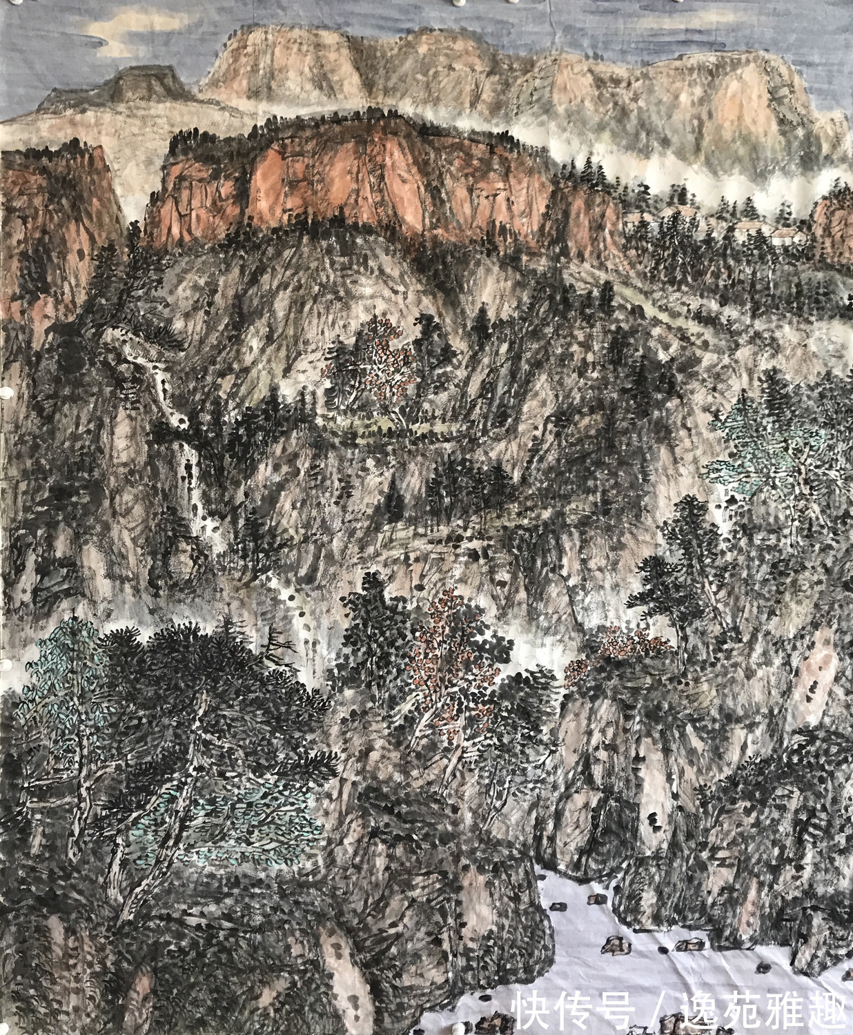 山水画作#「作品欣赏」雄伟大气,强悍不羁,画家侯贺明作品欣赏